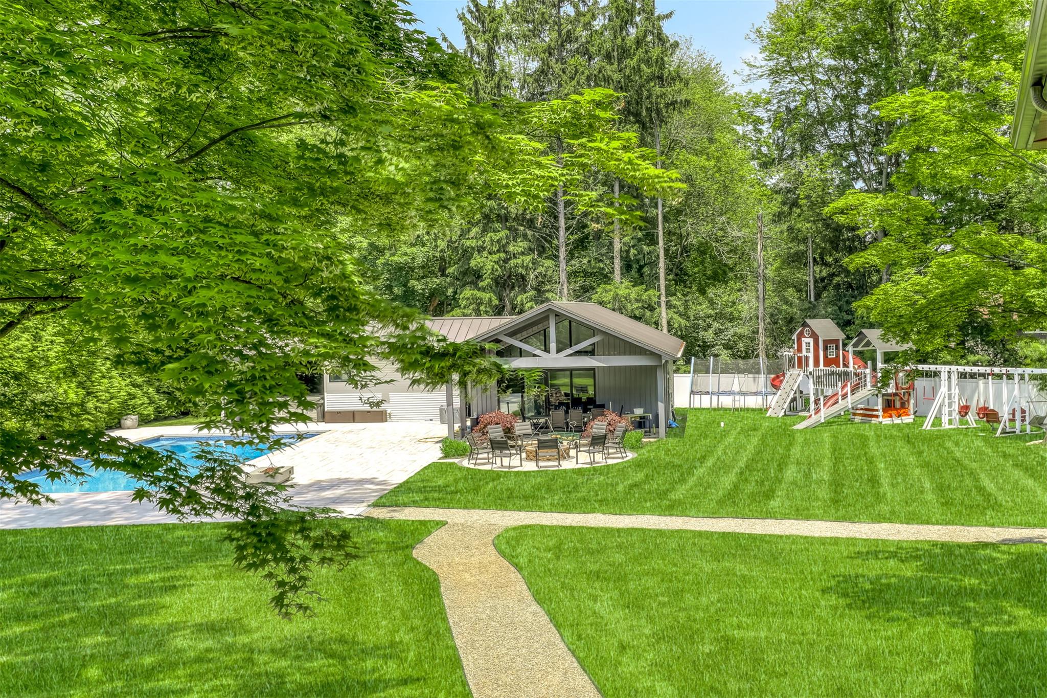 21 Dale Road Out of NYC Monsey, NY 10952