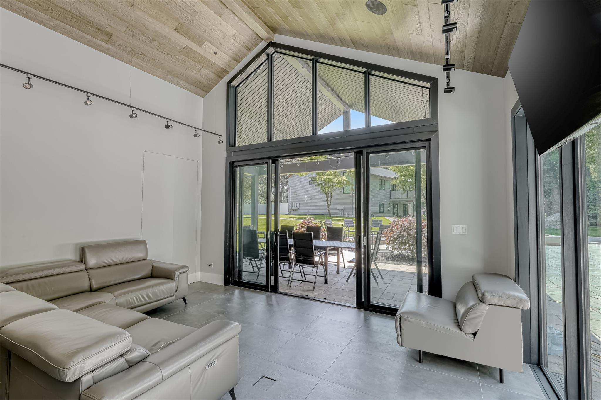 21 Dale Road Out of NYC Monsey, NY 10952