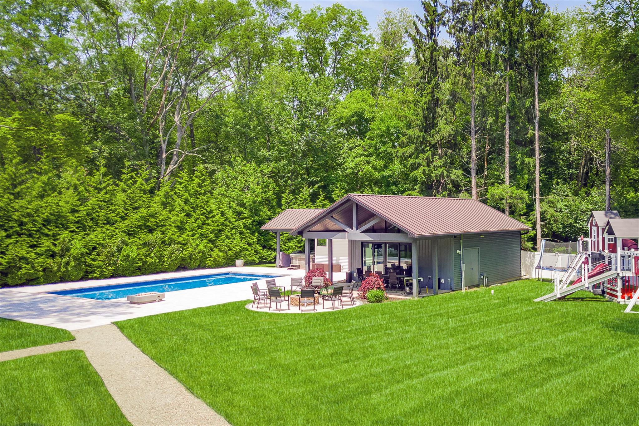 21 Dale Road Out of NYC Monsey, NY 10952