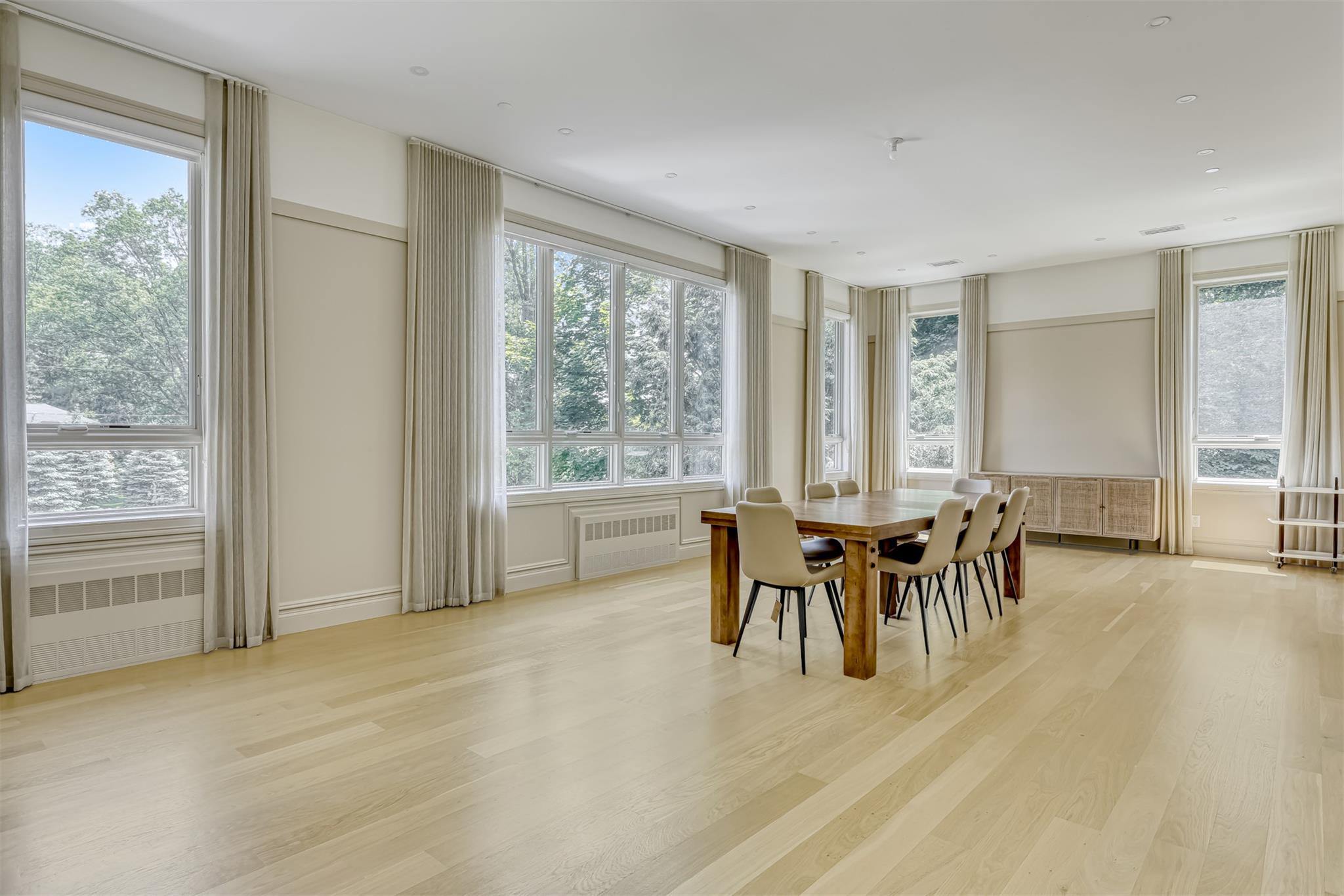 21 Dale Road Out of NYC Monsey, NY 10952