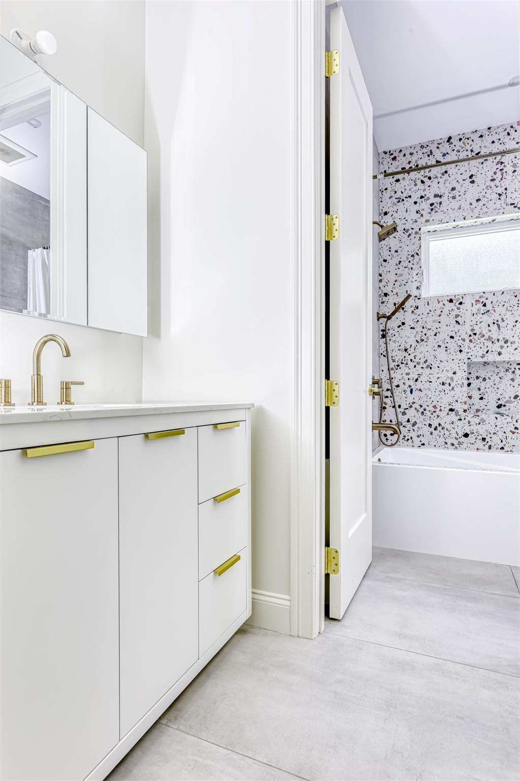 21 Dale Road Out of NYC Monsey, NY 10952