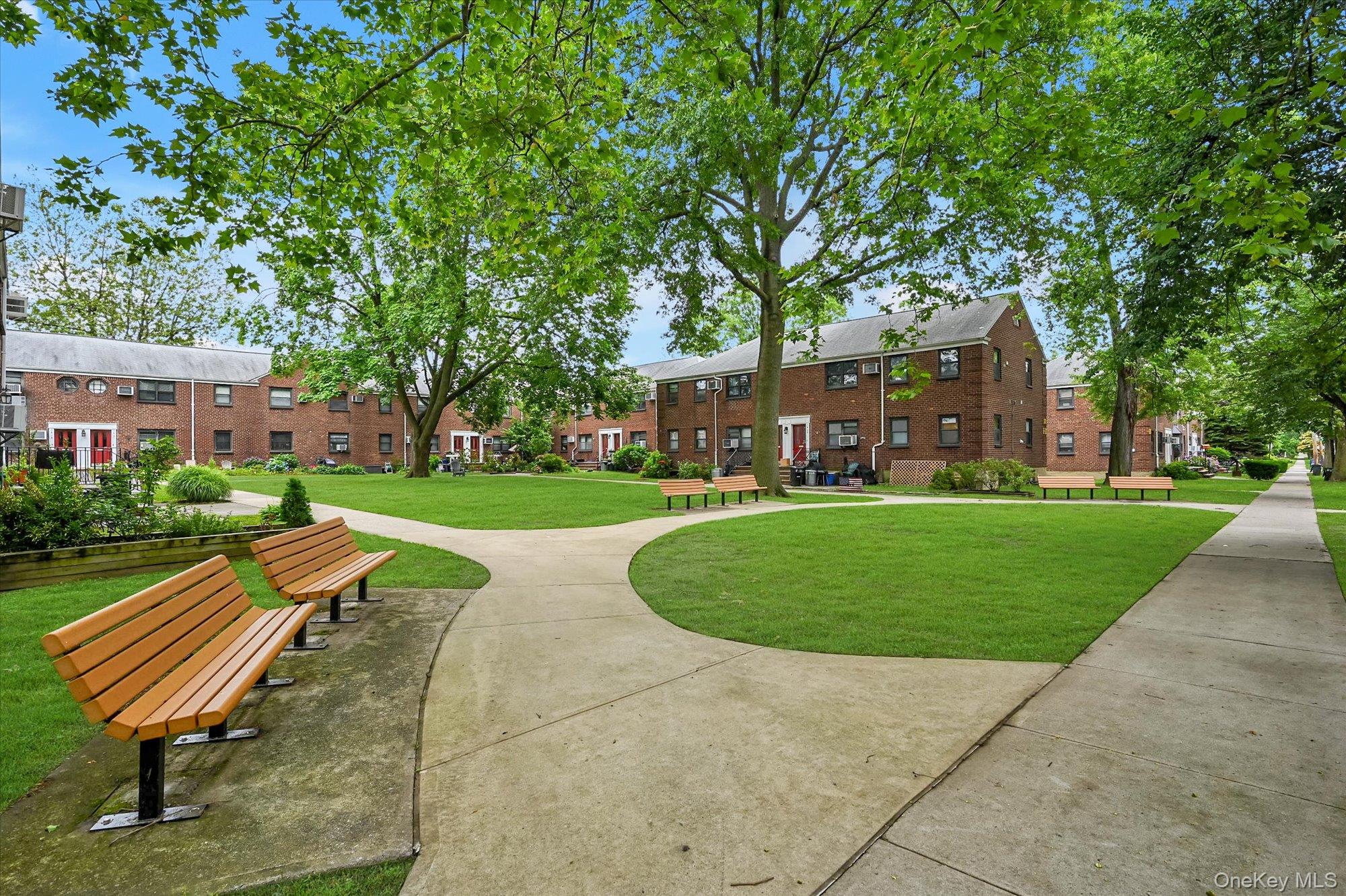 16-01 160th Street 6-279 Whitestone Whitestone, NY 11357