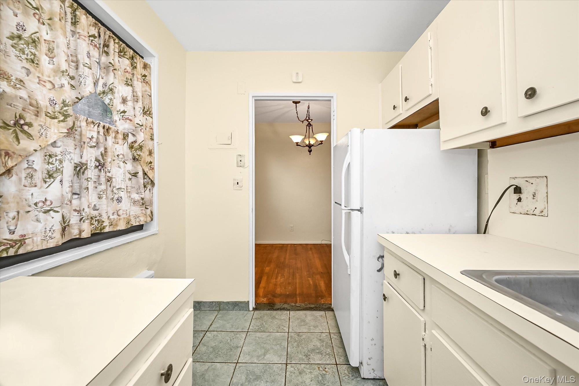 16-01 160th Street 6-279 Whitestone Whitestone, NY 11357