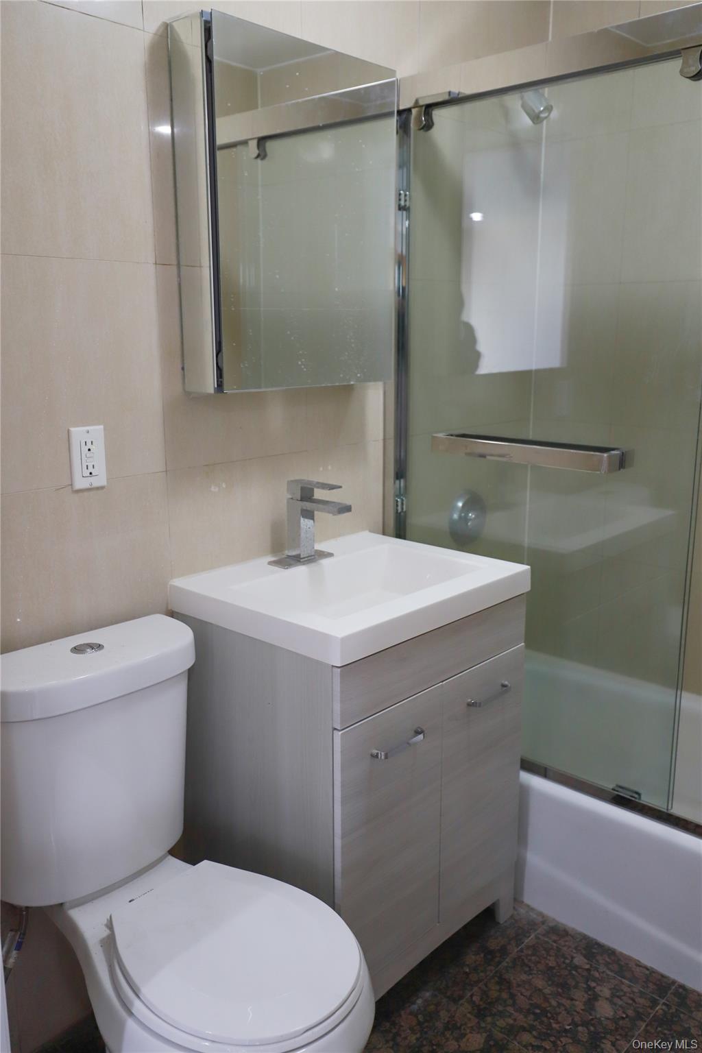 134-43 Maple Avenue 2-A Flushing Flushing, NY 11355