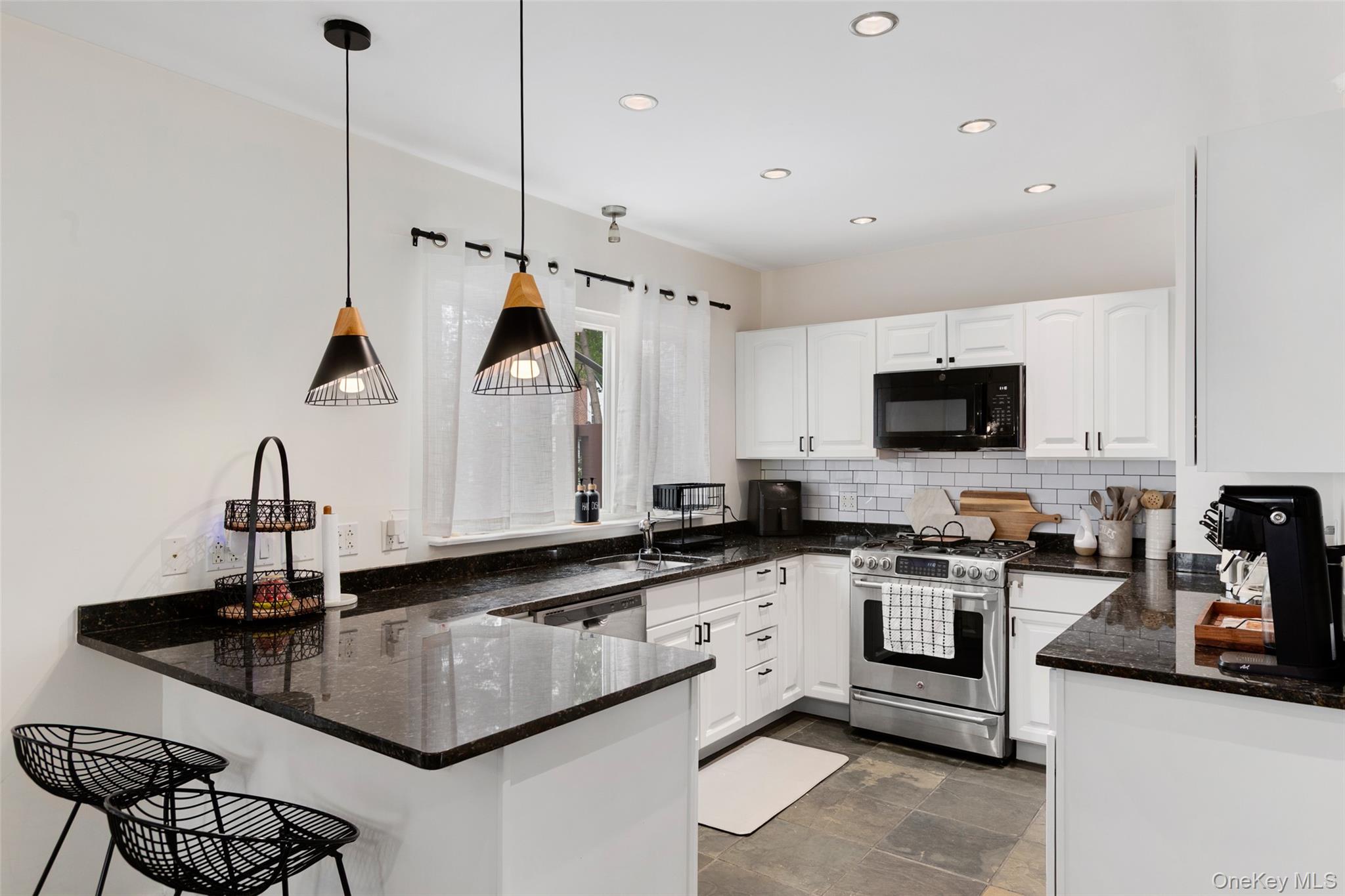 32 Central Parkway Mount Vernon Mount Vernon, NY 10552