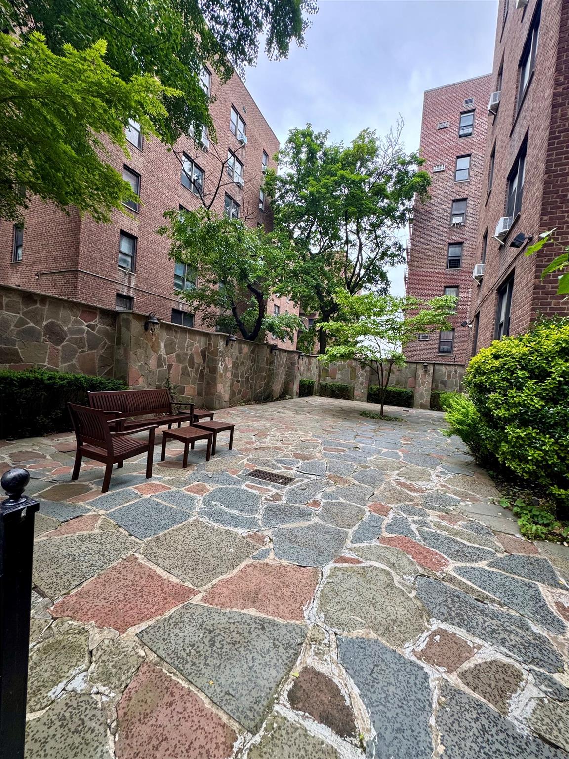 37-27 86th Street, Apt 3-D, Flushing, NY 11372