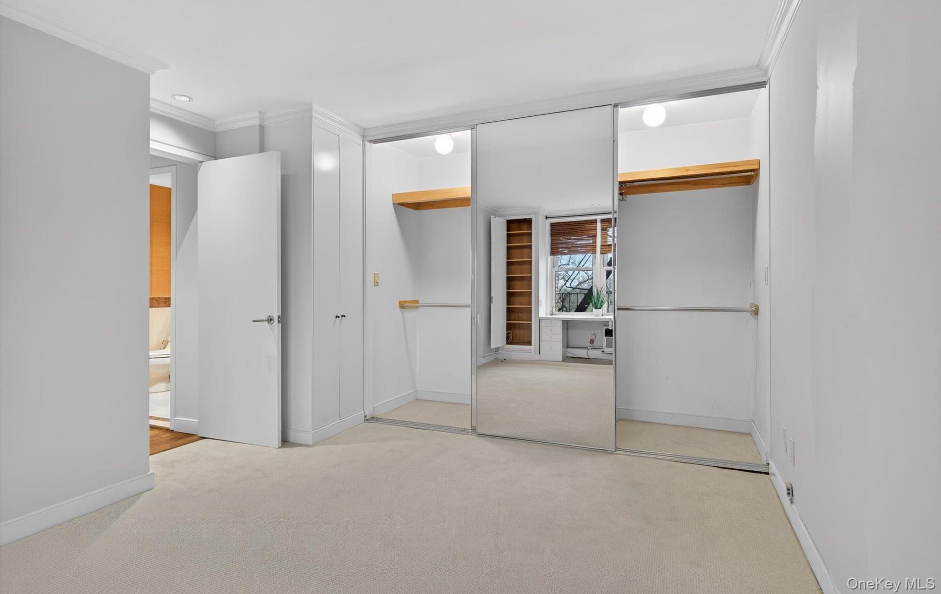 42-30 Douglaston Parkway 5-N Douglaston Douglaston, NY 11363