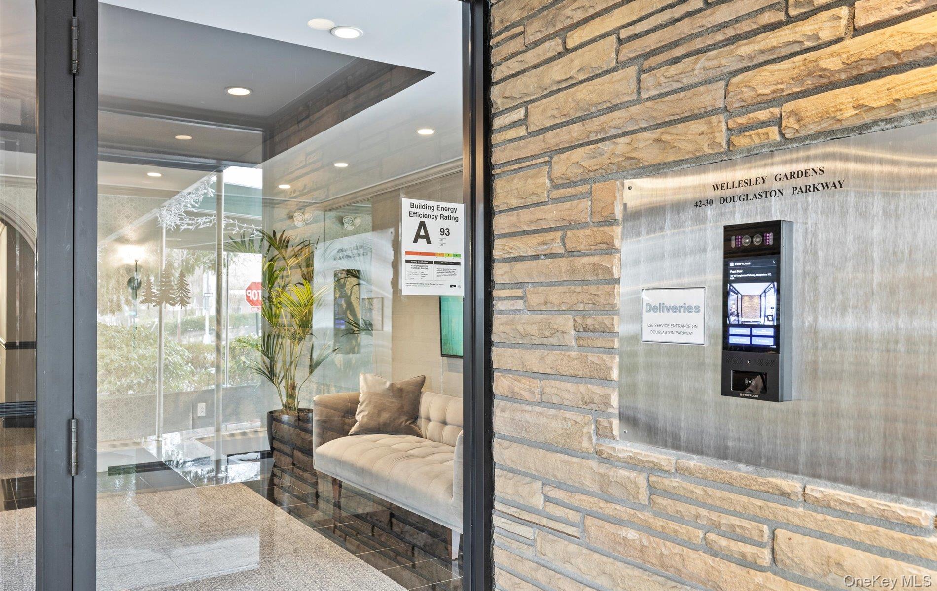 42-30 Douglaston Parkway 5-N Douglaston Douglaston, NY 11363