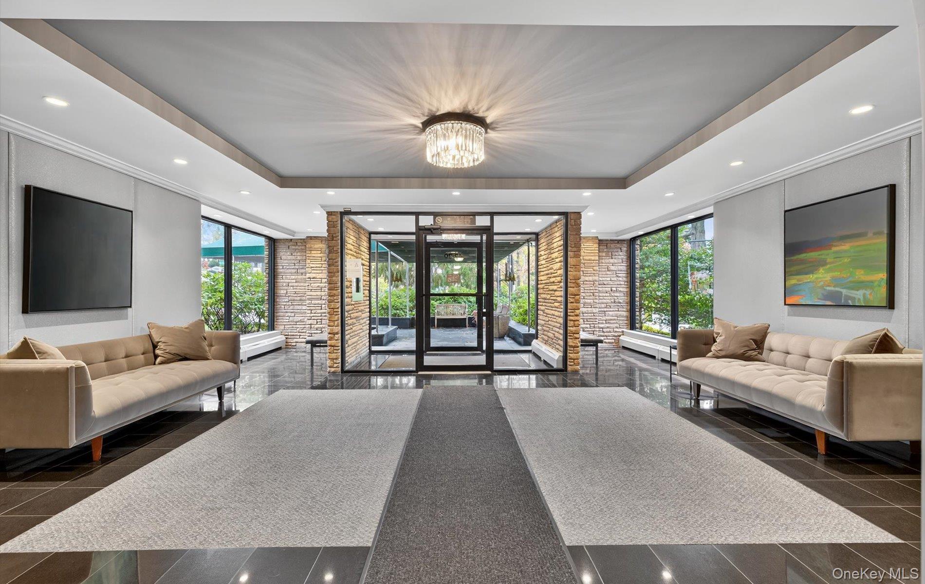 42-30 Douglaston Parkway 5-N Douglaston Douglaston, NY 11363