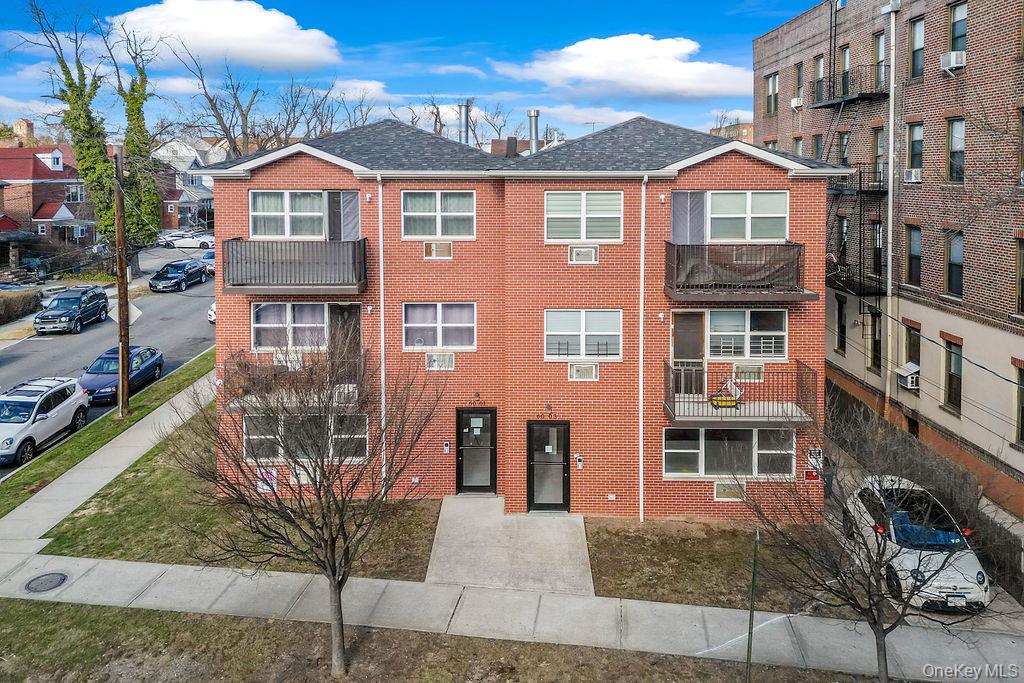 16003 Sanford Avenue, Flushing, NY 11358