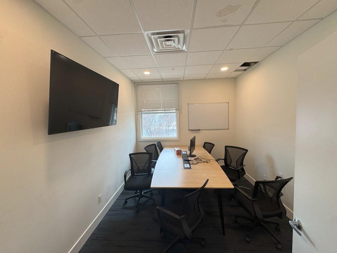 52 Broadway 52 Greenlawn Greenlawn, NY 11740