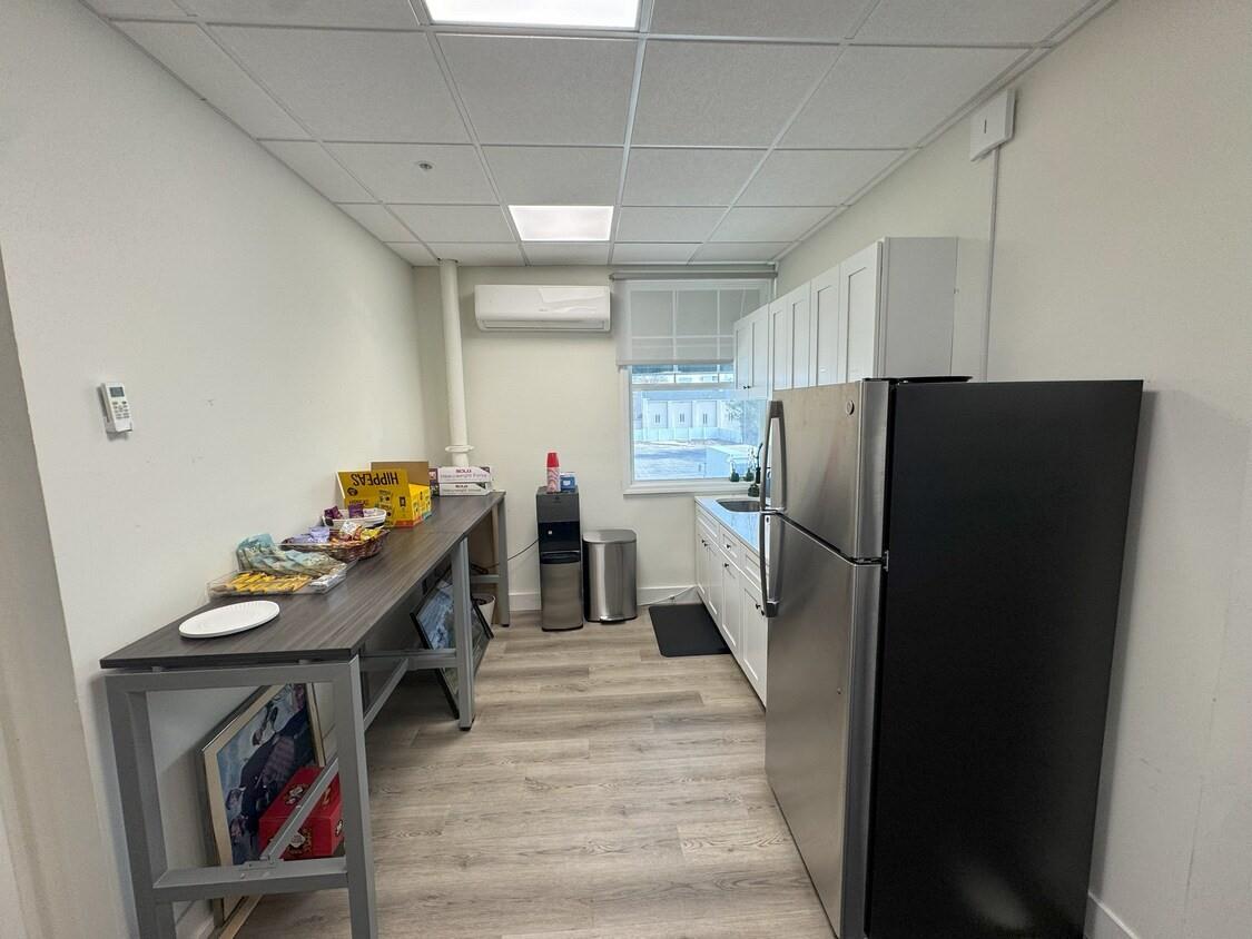 52 Broadway 52 Greenlawn Greenlawn, NY 11740