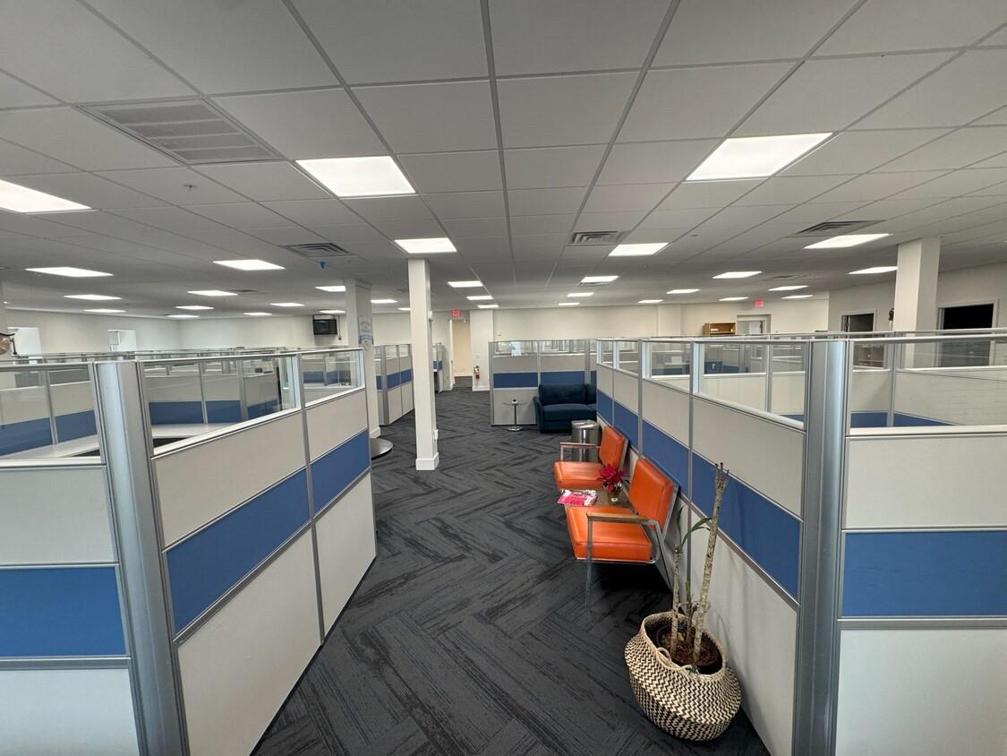 52 Broadway 52 Greenlawn Greenlawn, NY 11740