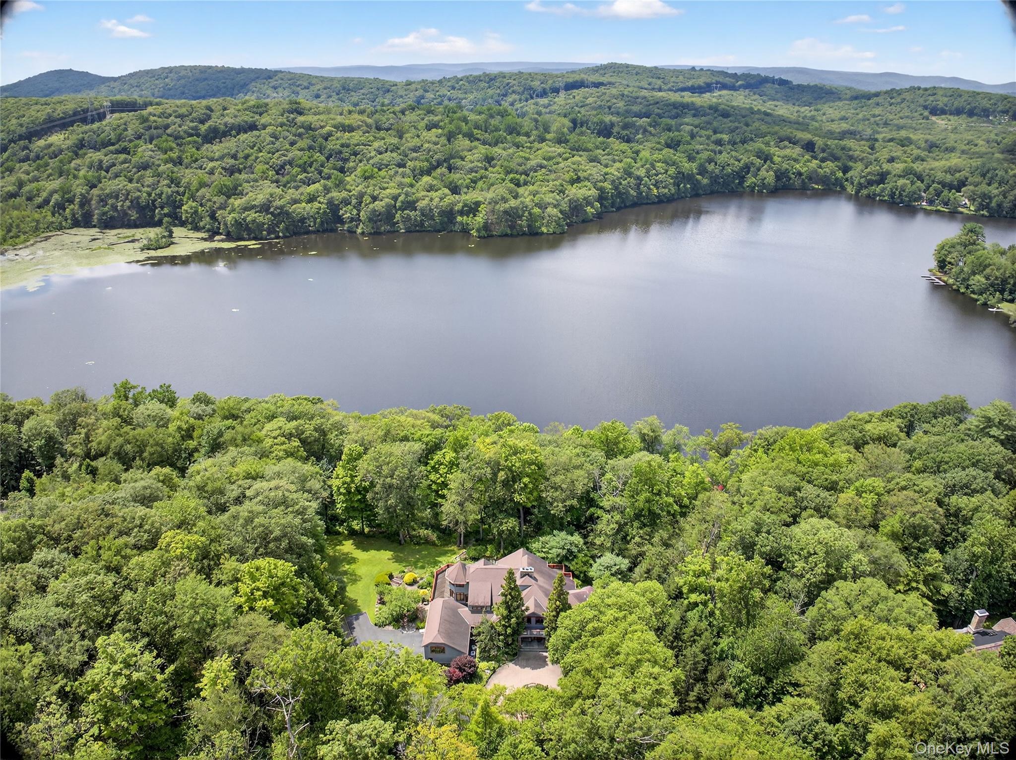 6 Old Cranberry Road Out of NYC Sloatsburg, NY 10974