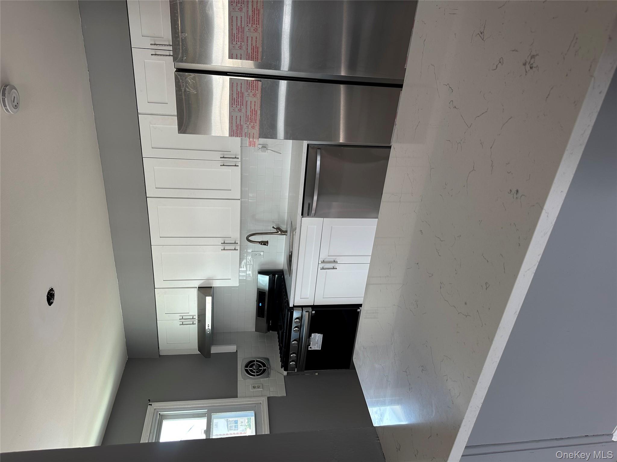 16 Joyce Avenue Massapequa Massapequa, NY 11758