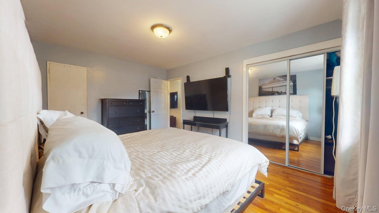 150-28 Jewel Avenue 1 Flushing Flushing, NY 11367