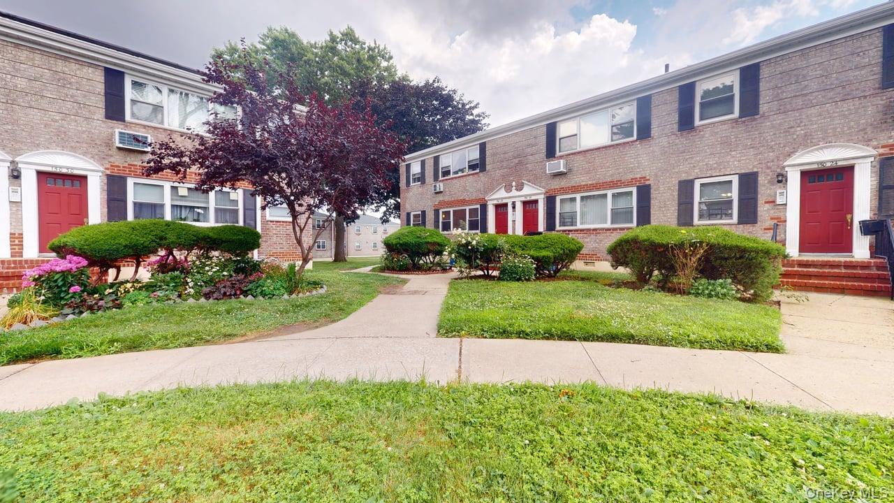 150-28 Jewel Avenue 1 Flushing Flushing, NY 11367
