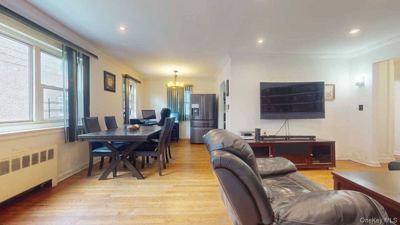 150-28 Jewel Avenue 1 Flushing Flushing, NY 11367