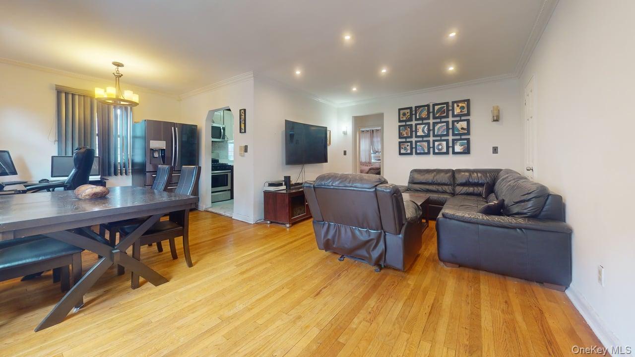 150-28 Jewel Avenue 1 Flushing Flushing, NY 11367