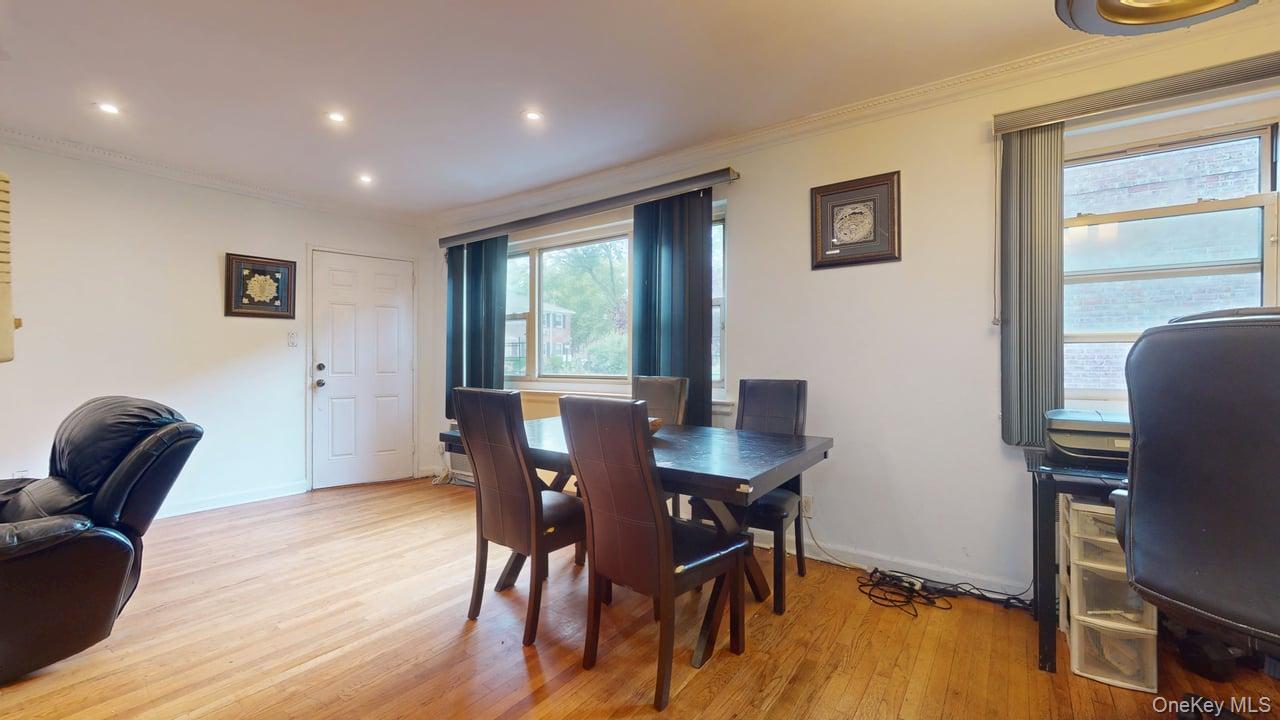 150-28 Jewel Avenue 1 Flushing Flushing, NY 11367