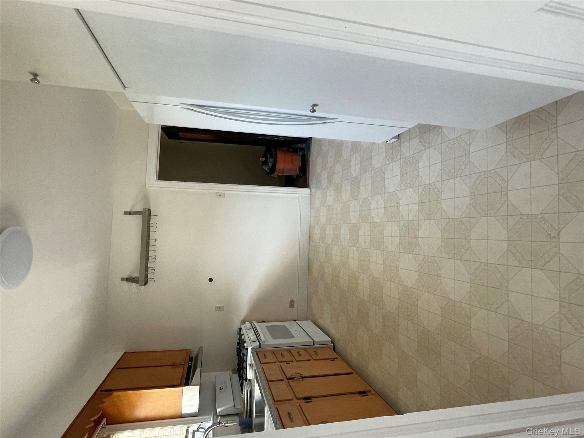 215 Sedgwick Avenue 2 Yonkers Yonkers, NY 10705