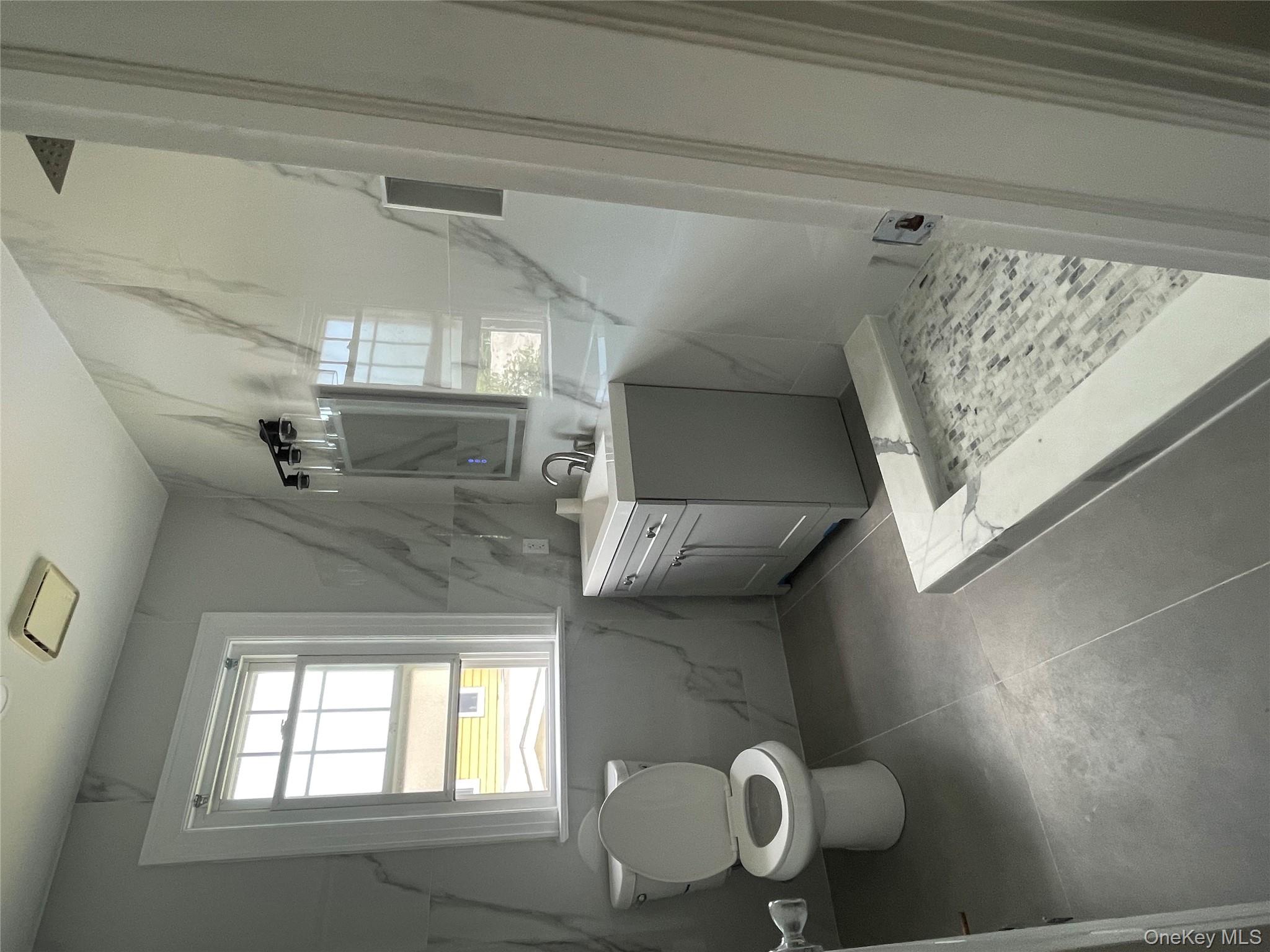 215 Sedgwick Avenue 2 Yonkers Yonkers, NY 10705