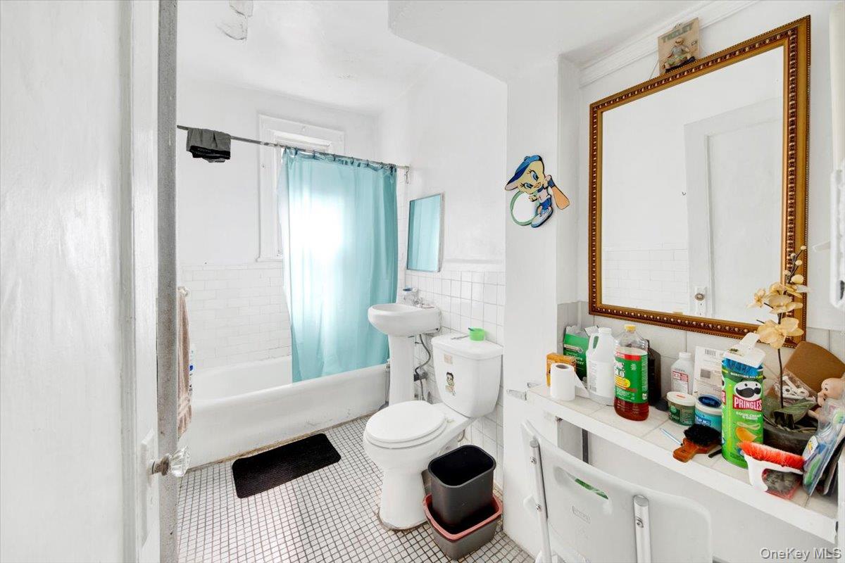 1349 Elder Avenue Bronx, NY 10472