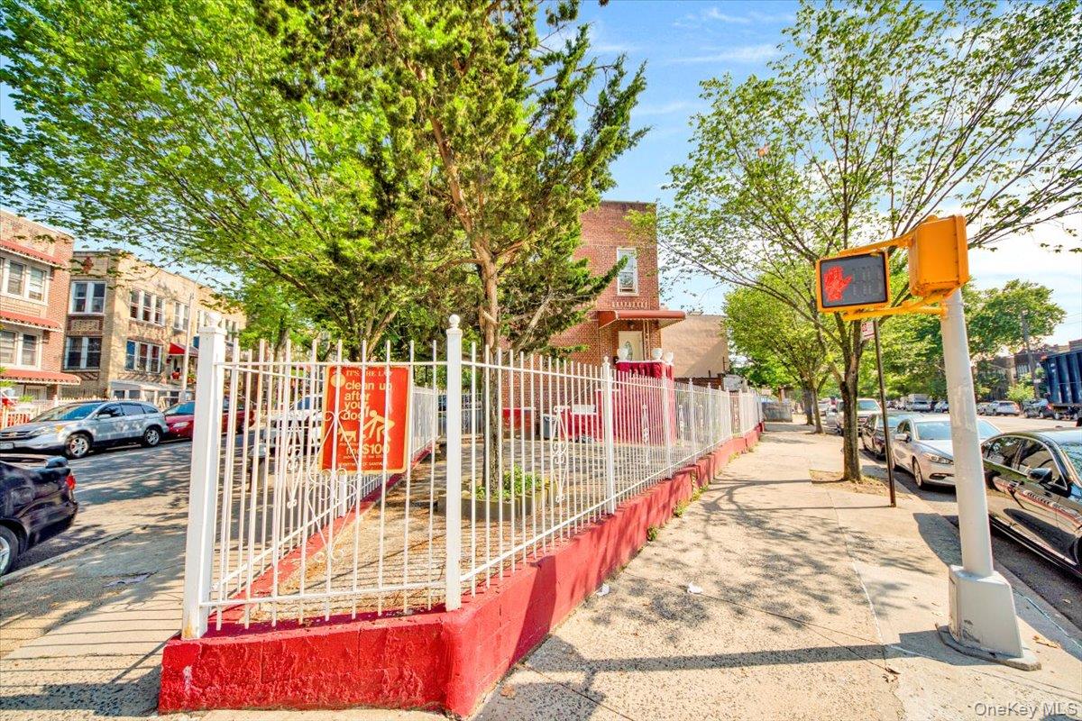 1349 Elder Avenue Bronx, NY 10472