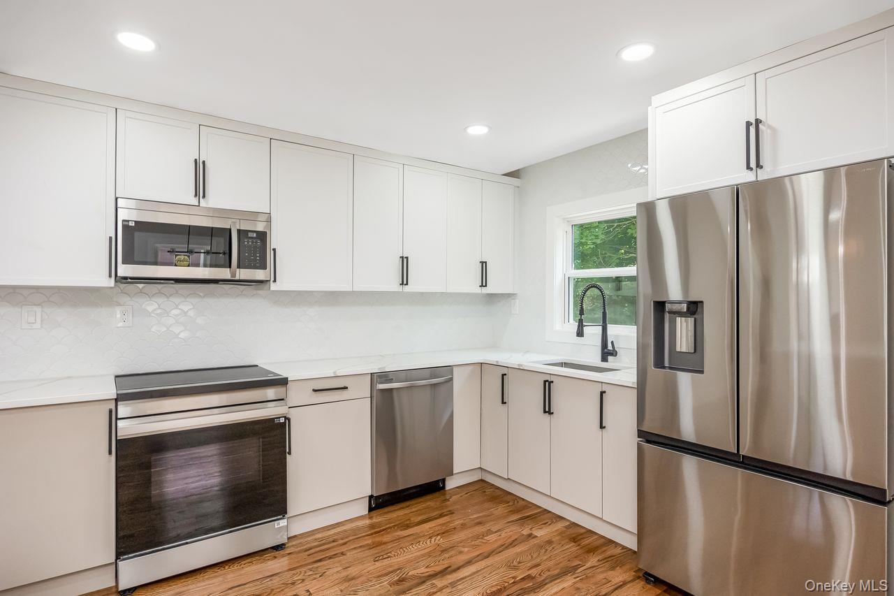 18 Maple Place Huntington Huntington, NY 11743