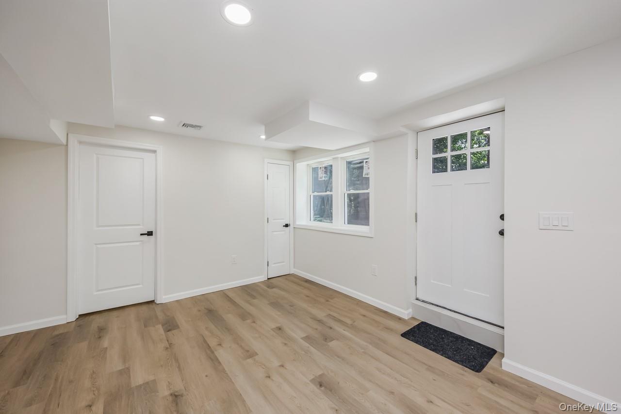 18 Maple Place Huntington Huntington, NY 11743