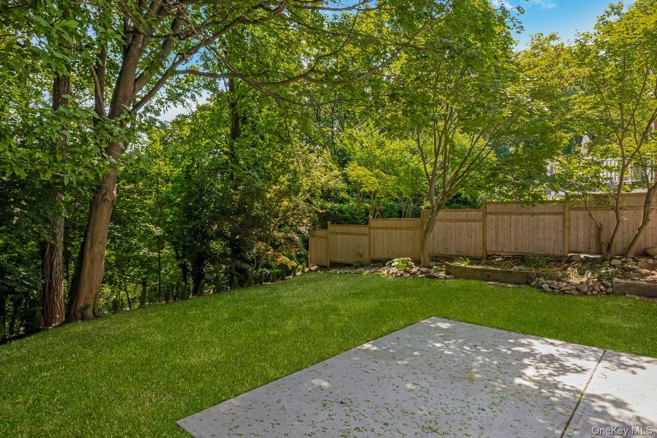 18 Maple Place Huntington Huntington, NY 11743