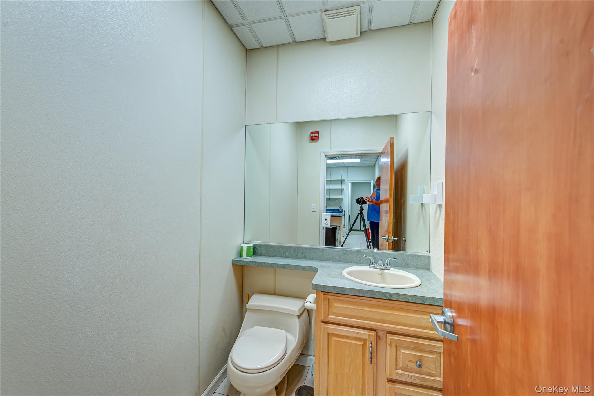 63 Eastport Road Eastport Eastport, NY 11941