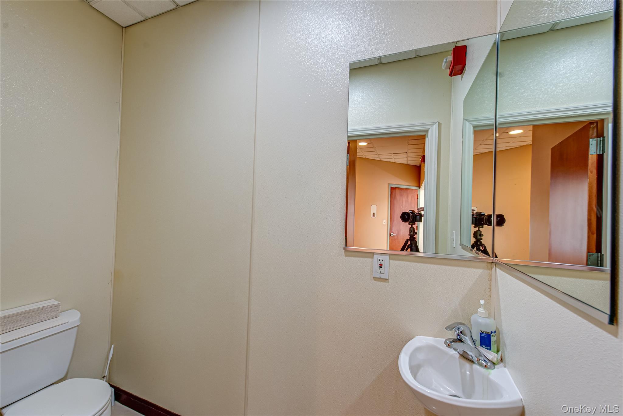 63 Eastport Road Eastport Eastport, NY 11941