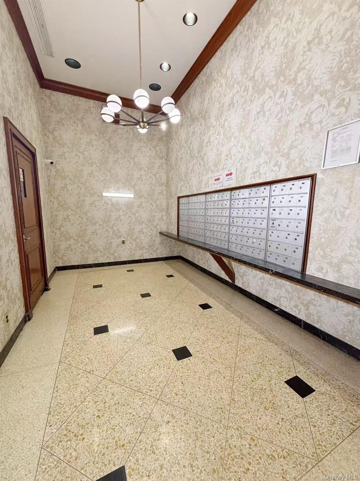 41-40 Union Street 6-D Flushing Flushing, NY 11353