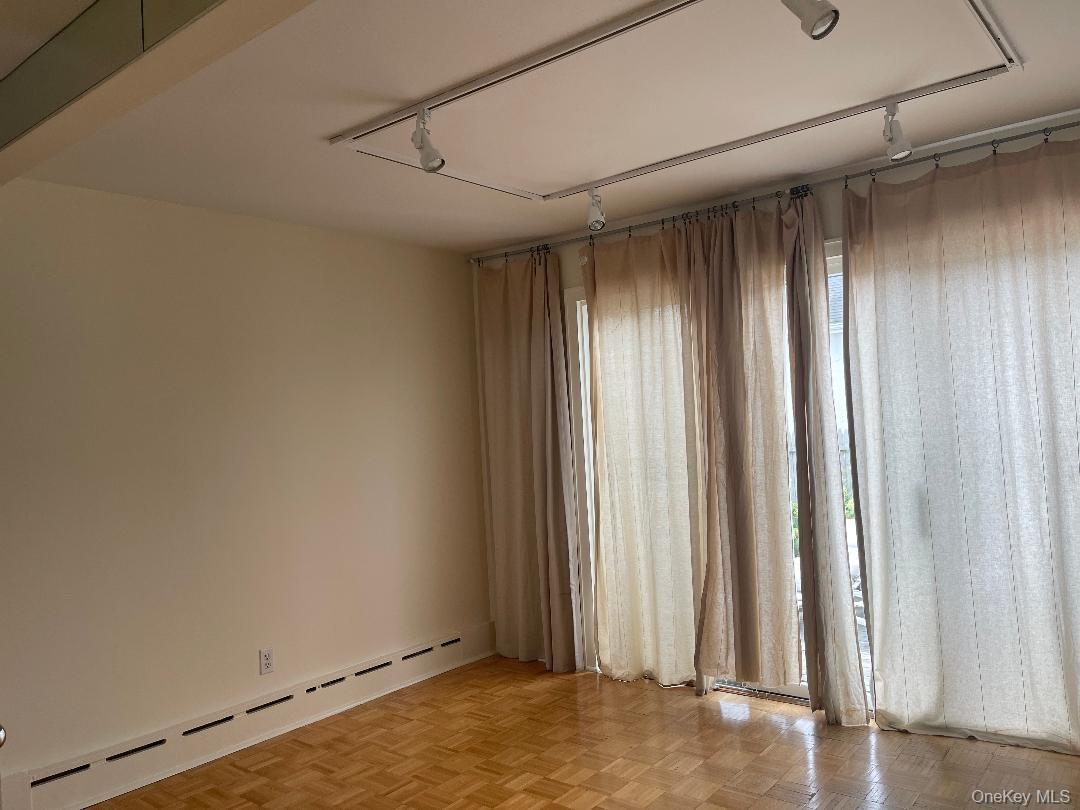 75 Mohawk Avenue East Atlantic Beach NY 11561