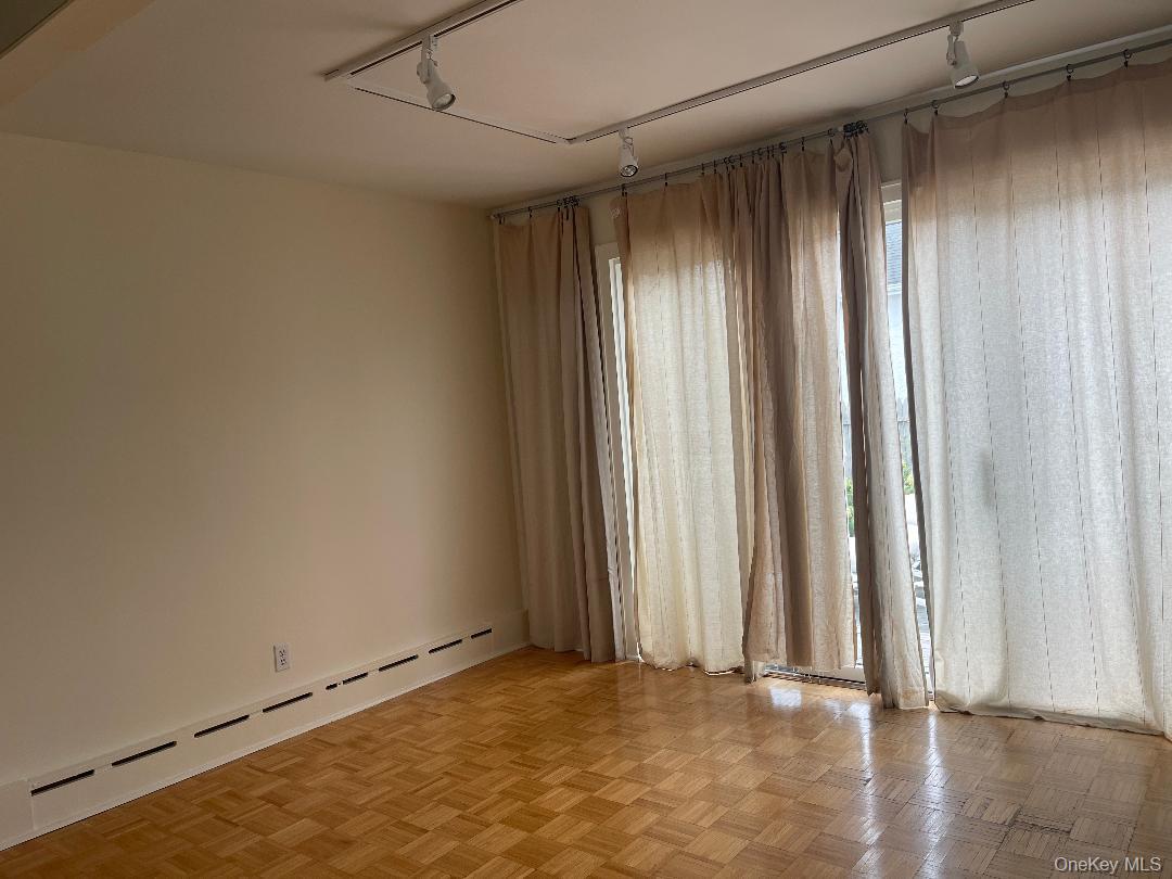 75 Mohawk Avenue East Atlantic Beach NY 11561