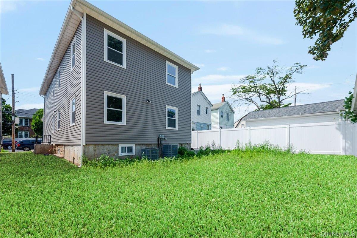 10709 220th Street Queens Village Queens Village, NY 11429