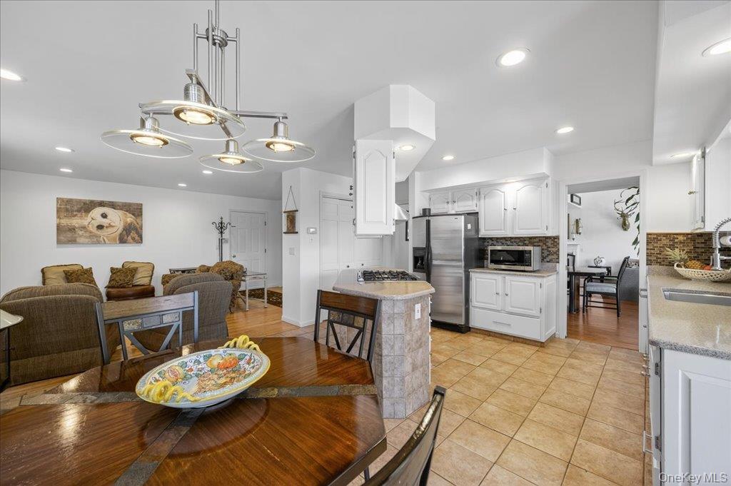 5 Surrey Street Out of NYC Rock Hill, NY 12775