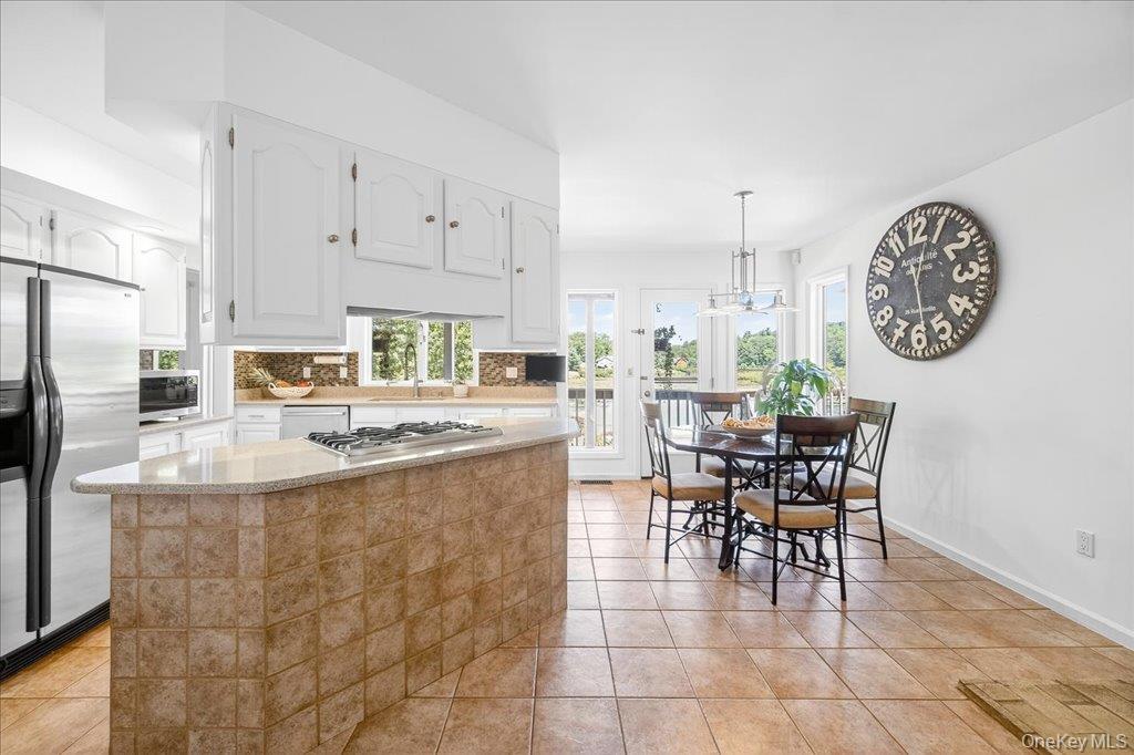 5 Surrey Street Out of NYC Rock Hill, NY 12775