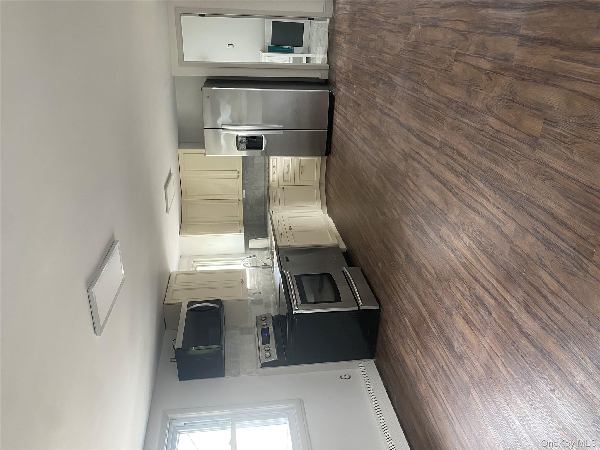 87 Saint George Drive Shirley Shirley, NY 11967