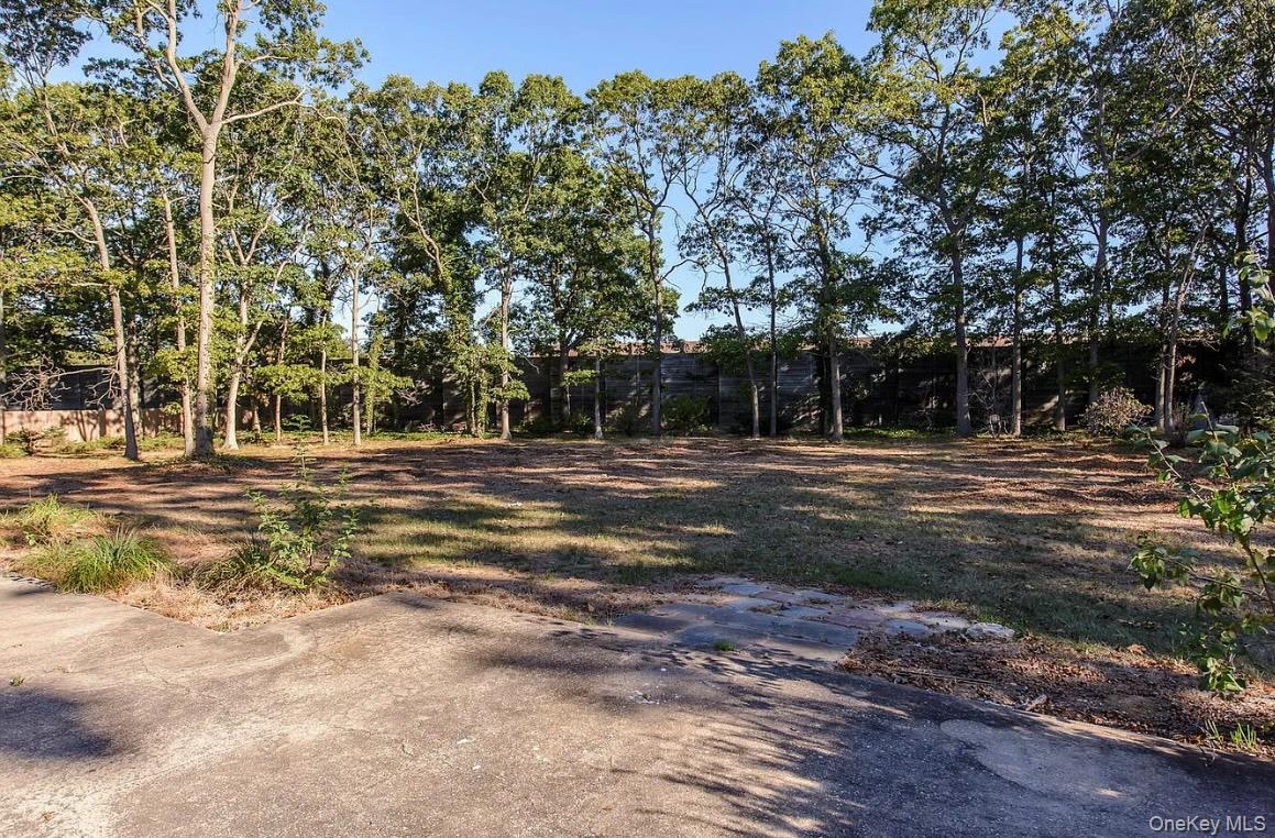 29 Thornwood Drive Dix Hills Dix Hills, NY 11746