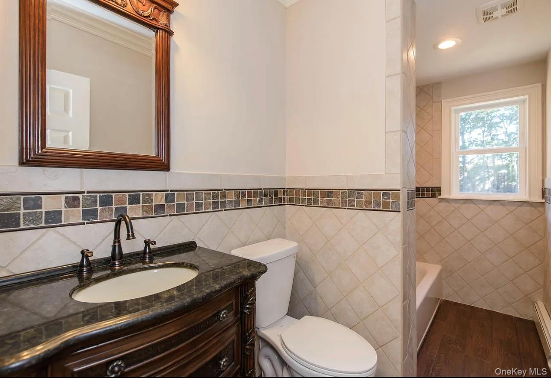 29 Thornwood Drive Dix Hills Dix Hills, NY 11746