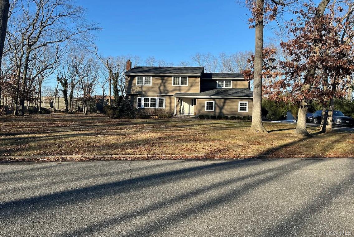 29 Thornwood Drive Dix Hills Dix Hills, NY 11746