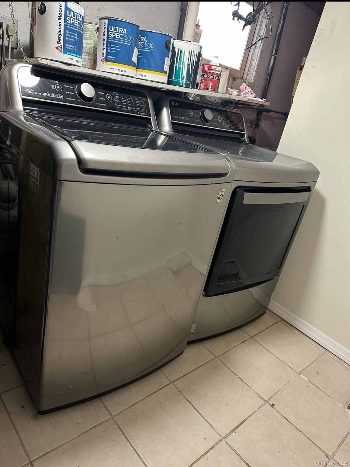 303 Glen Avenue Out of NYC Staten Island, NY 10301