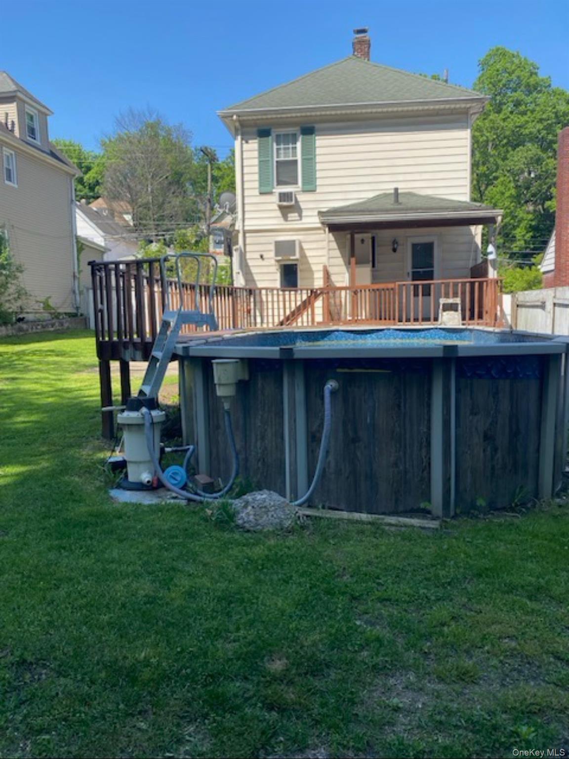 303 Glen Avenue Out of NYC Staten Island, NY 10301