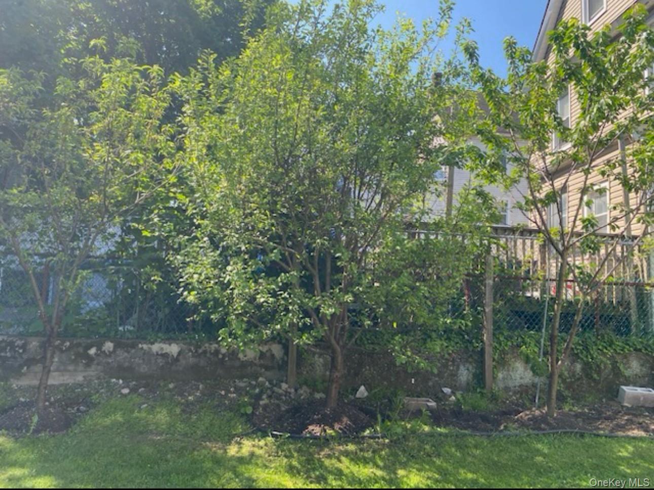 303 Glen Avenue Out of NYC Staten Island, NY 10301