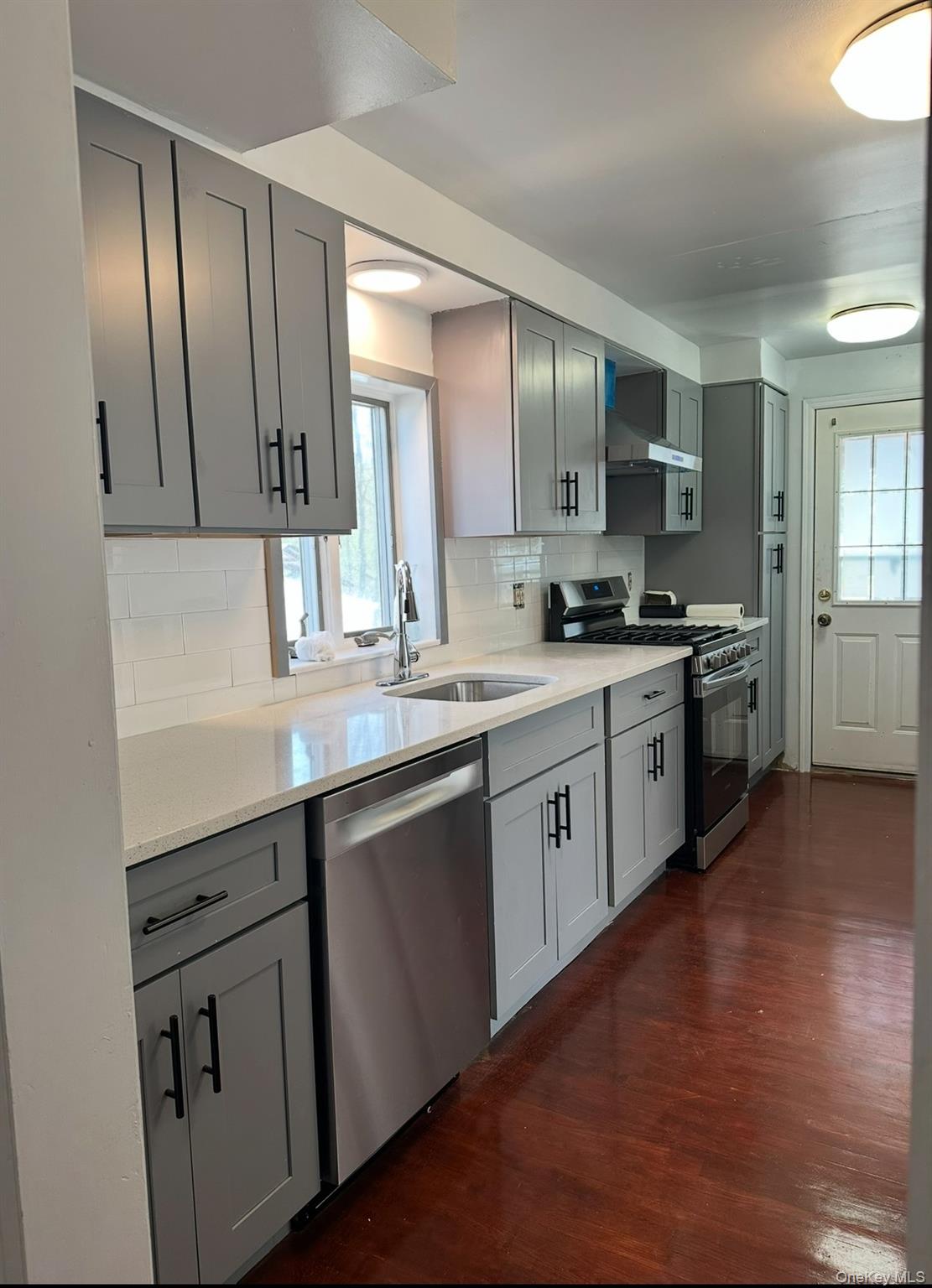 303 Glen Avenue Out of NYC Staten Island, NY 10301