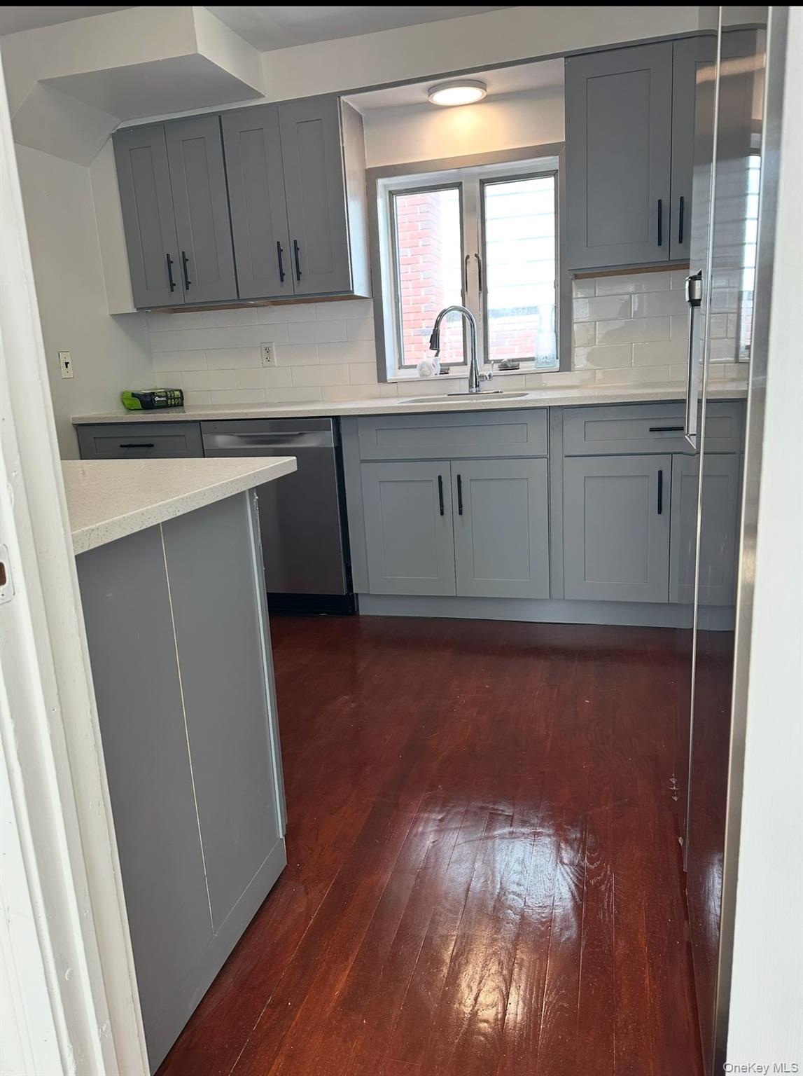 303 Glen Avenue Out of NYC Staten Island, NY 10301