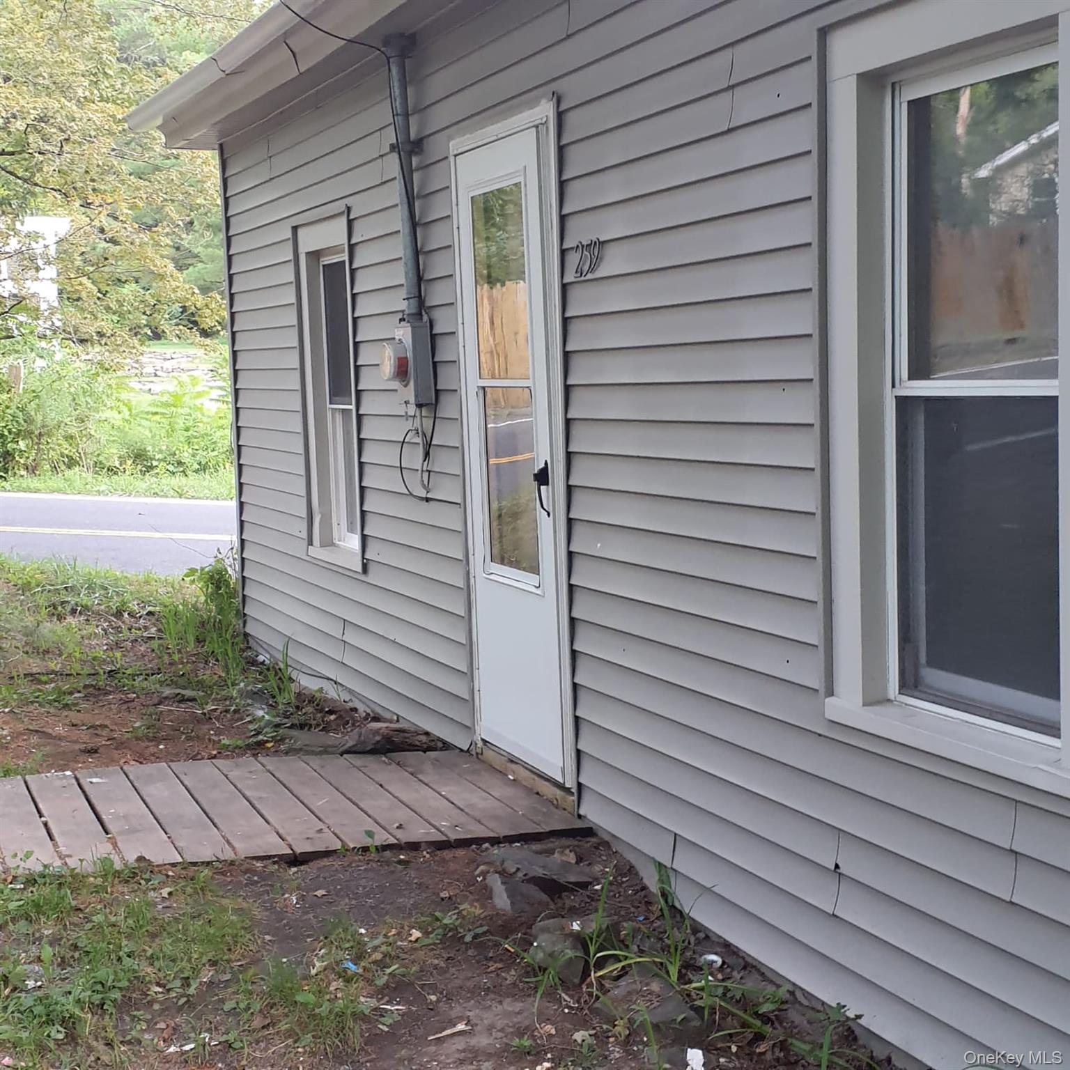 259 New Salem Road Out of NYC Esopus, NY 12401