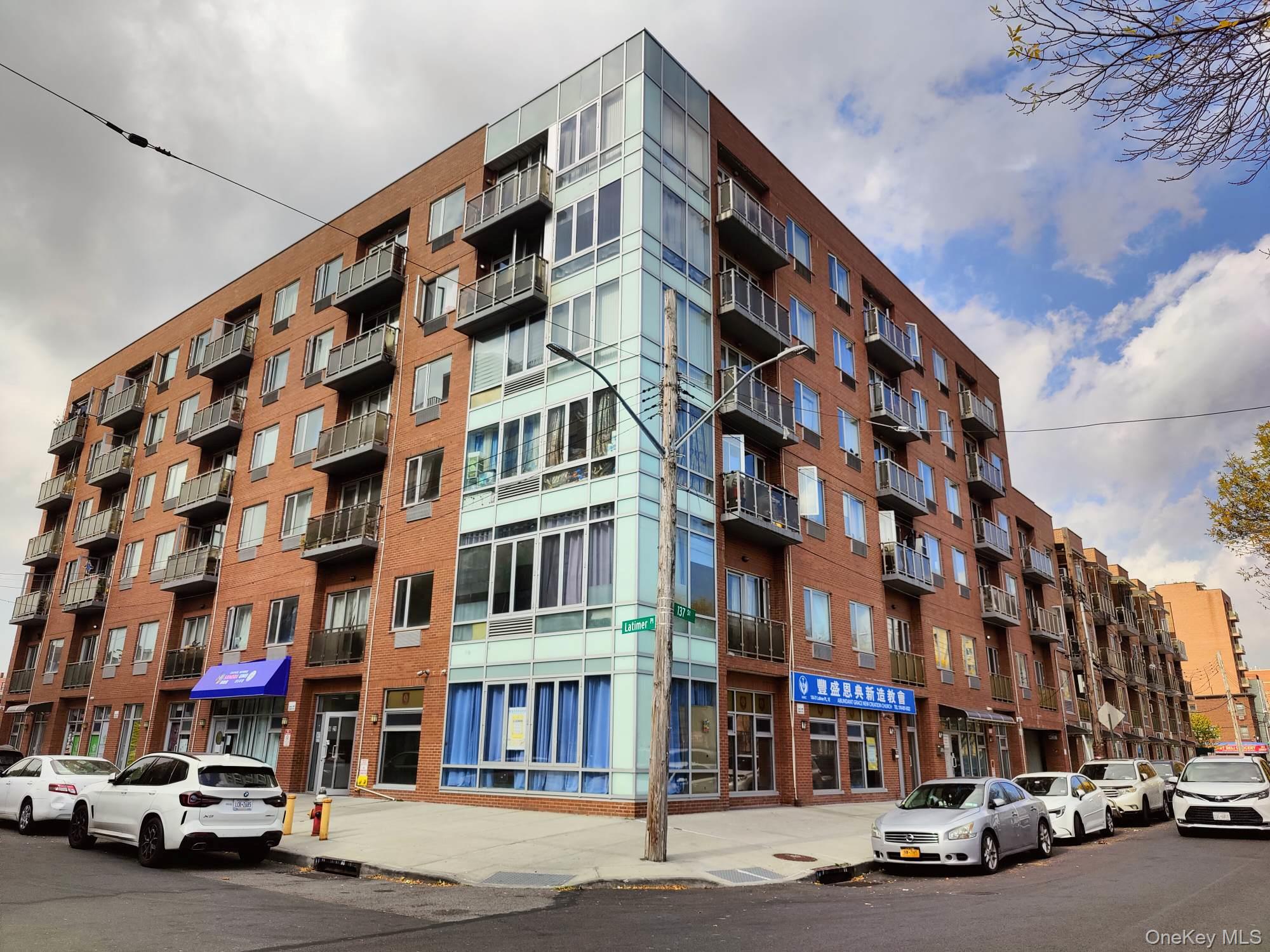 13621 Latimer Place, Apt 3-K, Flushing, NY 11354